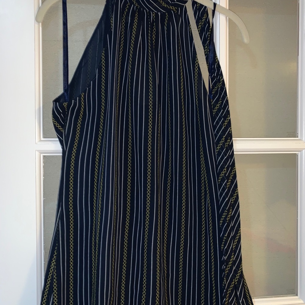 NWOT Banana Republic chain detail tank